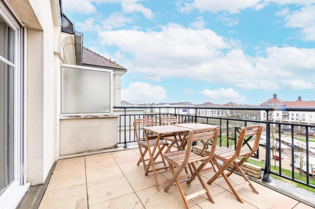 Apartment Duplex Chancelier - Fairytale Factory Bussy-Saint-Georges